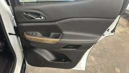 2023 GMC Acadia thumbnail 30