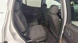 2023 GMC Acadia thumbnail 28