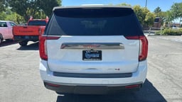 2023 GMC Yukon thumbnail 4
