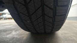 2023 GMC Acadia thumbnail 13