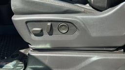 2024 GMC Sierra 3500 HD Crew Cab thumbnail 12