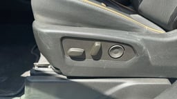 2023 GMC Yukon thumbnail 11
