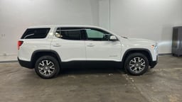 2023 GMC Acadia thumbnail 6
