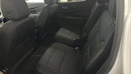 2023 GMC Acadia thumbnail 22