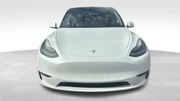 2021 Tesla Model Y thumbnail 8