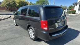 2019 Dodge Grand Caravan Passenger thumbnail 3
