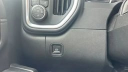 2022 Chevrolet Silverado 2500 HD Crew Cab thumbnail 13