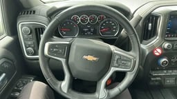 2022 Chevrolet Silverado 2500 HD Crew Cab thumbnail 11