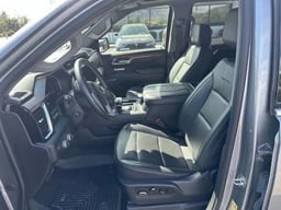 2023 GMC Sierra 1500 Crew Cab thumbnail 9