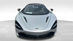 2022 McLaren 720S thumbnail 8