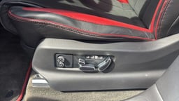 2022 Bentley Bentayga thumbnail 15