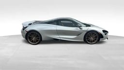 2022 McLaren 720S thumbnail 6