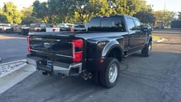 2024 Ford F450 Super Duty Crew Cab thumbnail 5