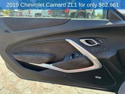 2019 Chevrolet Camaro thumbnail 16