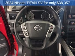 2024 Nissan Titan Crew Cab thumbnail 14
