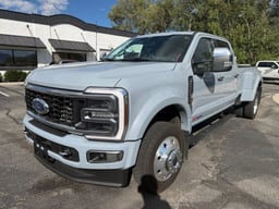 2024 Ford F450 Super Duty Crew Cab thumbnail 1