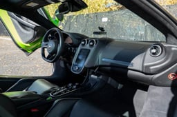 2023 McLaren GT thumbnail 29