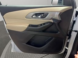 2023 Chevrolet Traverse thumbnail 15