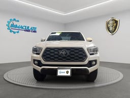 2023 Toyota Tacoma Double Cab thumbnail 8