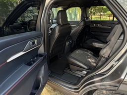 2025 Ford Explorer ST thumbnail 8