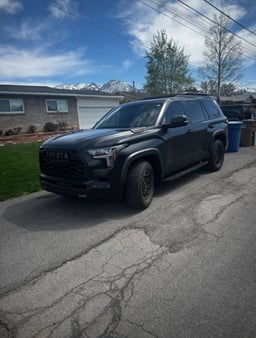 2024 Toyota Sequoia TRD Pro thumbnail 1