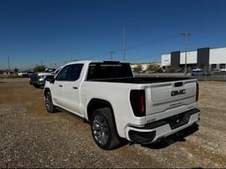 2024 GMC 1500 Denali thumbnail 3