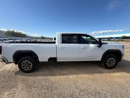 2024 GMC Sierra HD SLE thumbnail 6