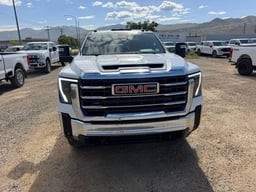 2024 GMC Sierra HD SLE thumbnail 8