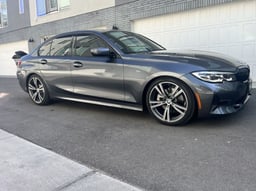 2021 BMW 330i xDrive thumbnail 1