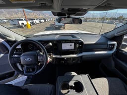 2024 Ford F250 XLT thumbnail 3