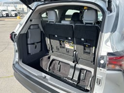 2024 Toyota Sienna thumbnail 18