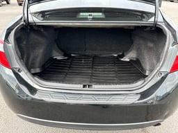 2016 Toyota Corolla thumbnail 15