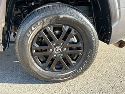 2024 Toyota Tundra 4WD thumbnail 7