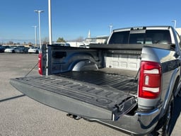 2021 RAM 2500 thumbnail 17