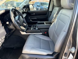 2024 Toyota Tundra 4WD thumbnail 11