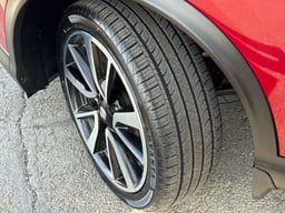 2019 Nissan Rogue Sport thumbnail 8