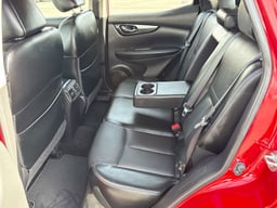 2019 Nissan Rogue Sport thumbnail 14