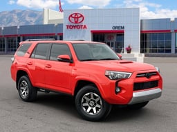 2024 Toyota 4Runner thumbnail 1