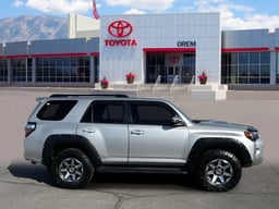 2022 Toyota 4Runner thumbnail 3