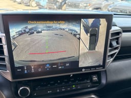 2024 Toyota Tundra 4WD thumbnail 23