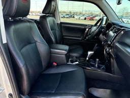 2022 Toyota 4Runner thumbnail 17