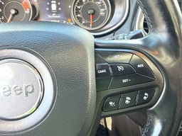 2019 Jeep Cherokee thumbnail 25