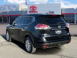 2015 Nissan Rogue thumbnail 5