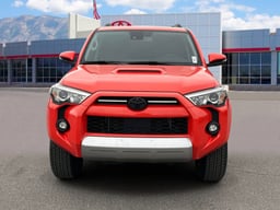 2024 Toyota 4Runner thumbnail 2