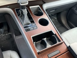2024 Toyota Sienna thumbnail 24