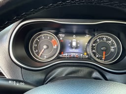 2019 Jeep Cherokee thumbnail 23