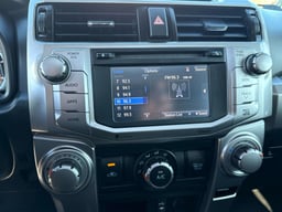 2015 Toyota 4Runner thumbnail 22