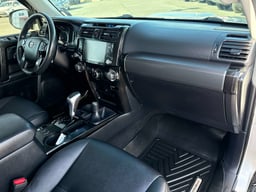 2022 Toyota 4Runner thumbnail 18