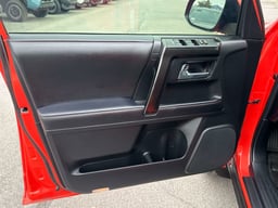 2024 Toyota 4Runner thumbnail 12