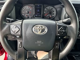 2018 Toyota Tacoma thumbnail 26